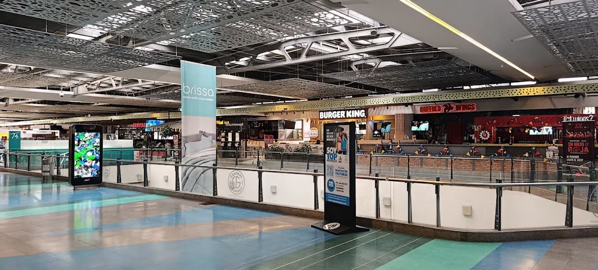 Centro Comercial Plaza Central — foto