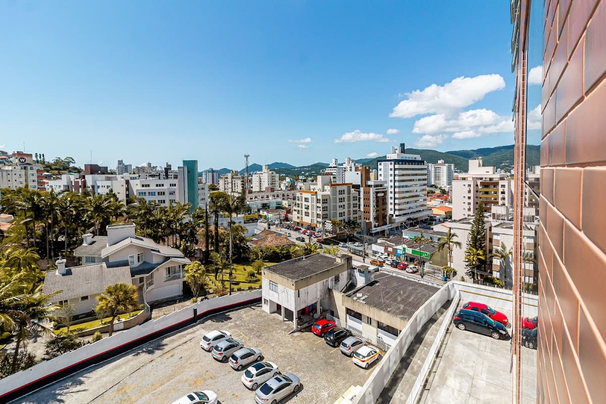 San Remo Imóveis - Agência Trindade — foto