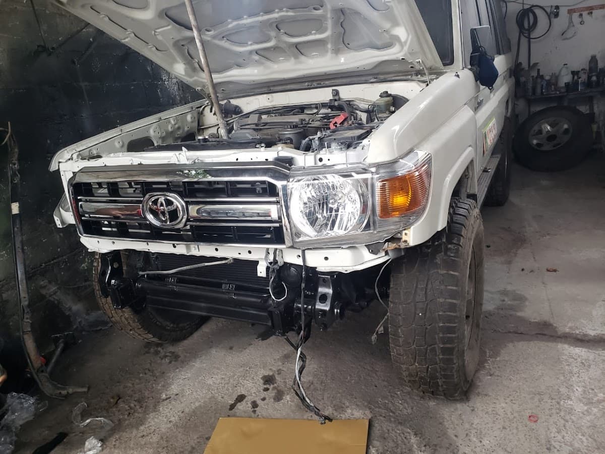 Taller Mecanica automotriz MJ — foto