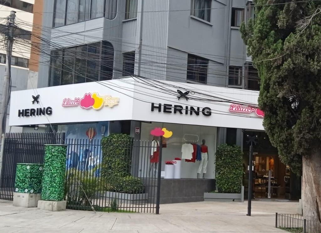 HERING COCHABAMBA — foto
