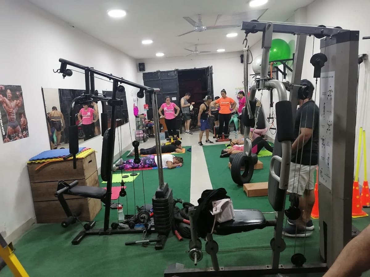 LAM Sport fitness — foto