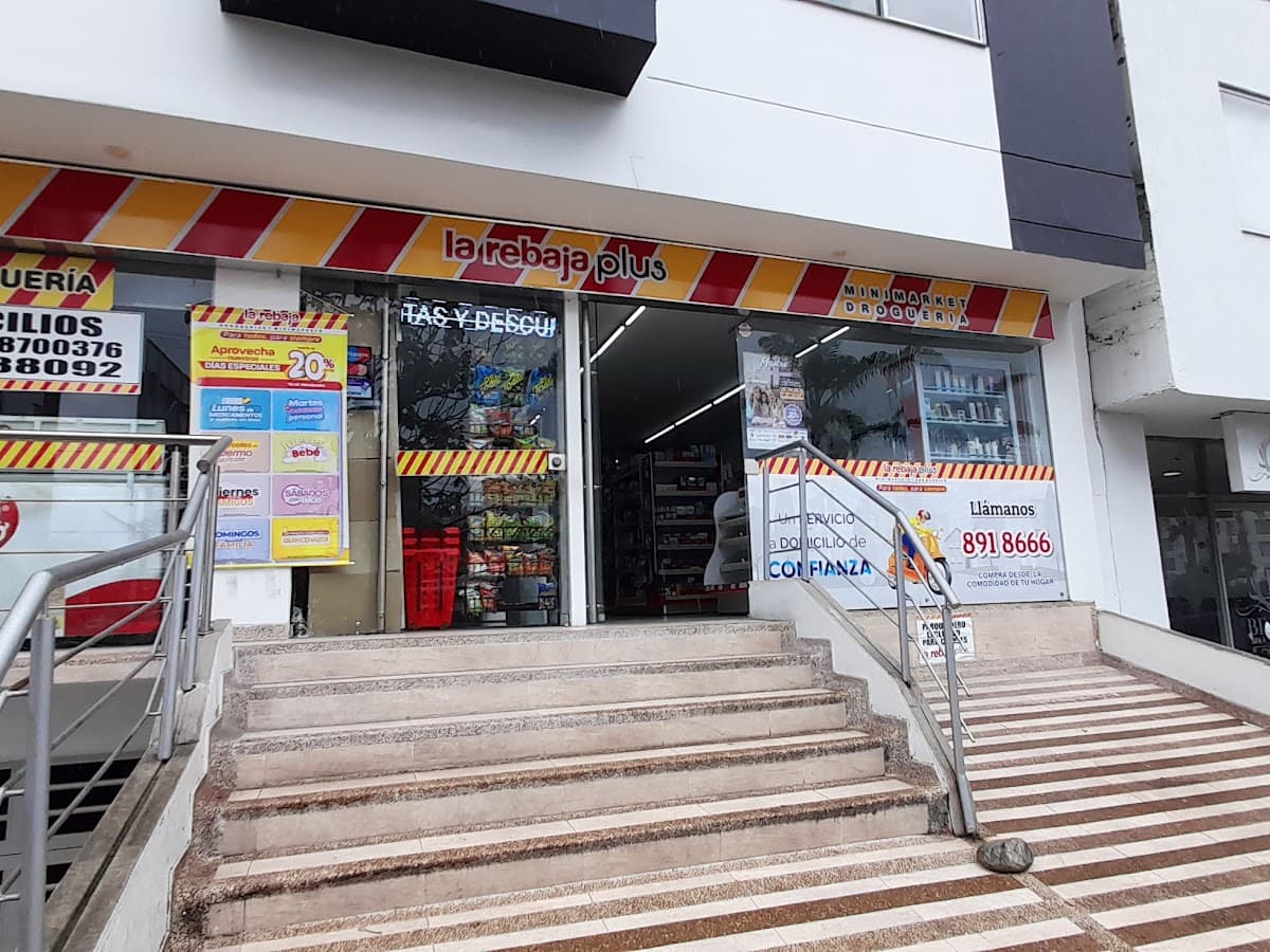la rebaja No. 1 DROGUERIA Centro Manizales — foto