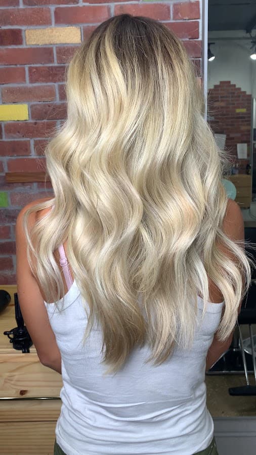 FORM Hair Studio — foto
