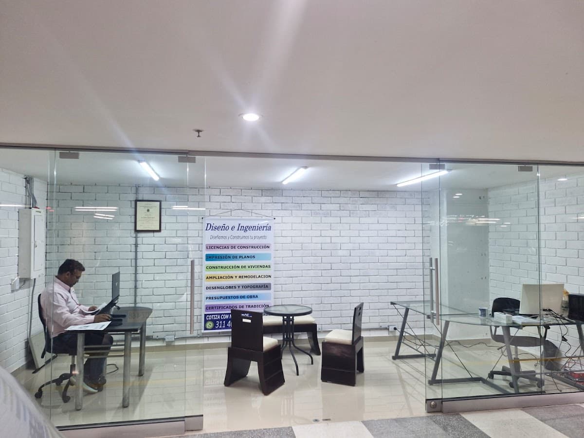 Centro Comercial Fundadores — foto
