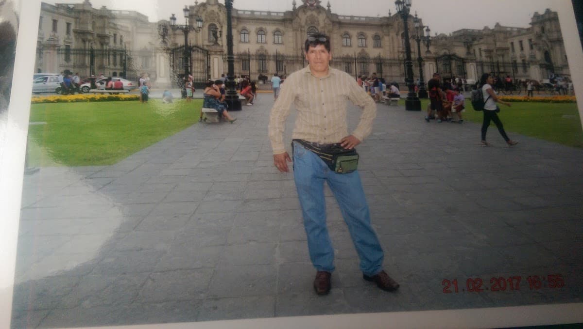 Monumento Al Lustrabotas Huanca — foto