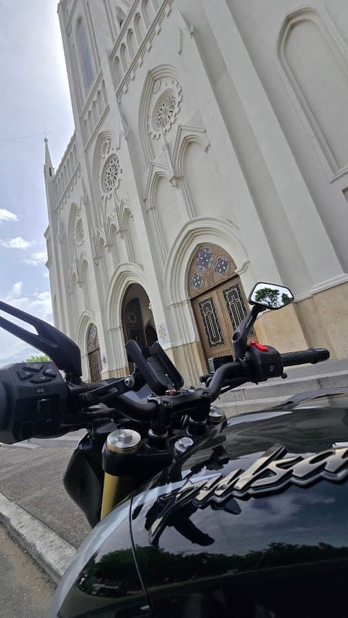 Basílica Menor Nuestra Señora del Rosario de Chiquinquirá (Parroquia San Luis Gonzaga) — foto