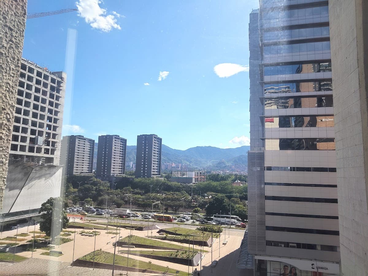 ibis Medellin — foto