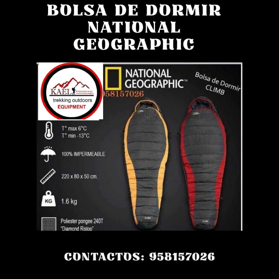 Mochilas y ropa de trekking — foto