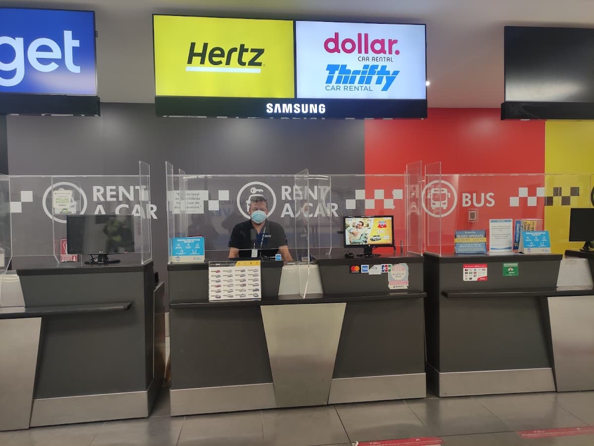 Hertz Aeropuerto — foto