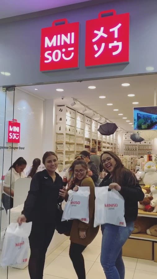 MINISO Huper Mall Cochabamba — foto