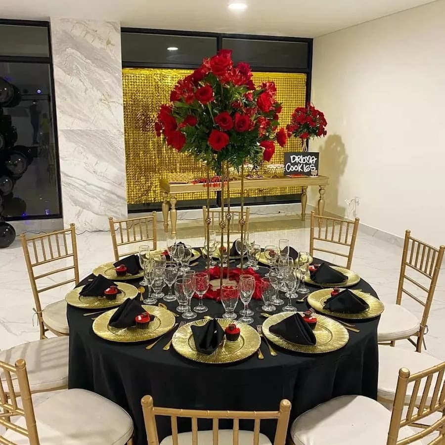 Alquileres Y Banquetes ORIANA — foto