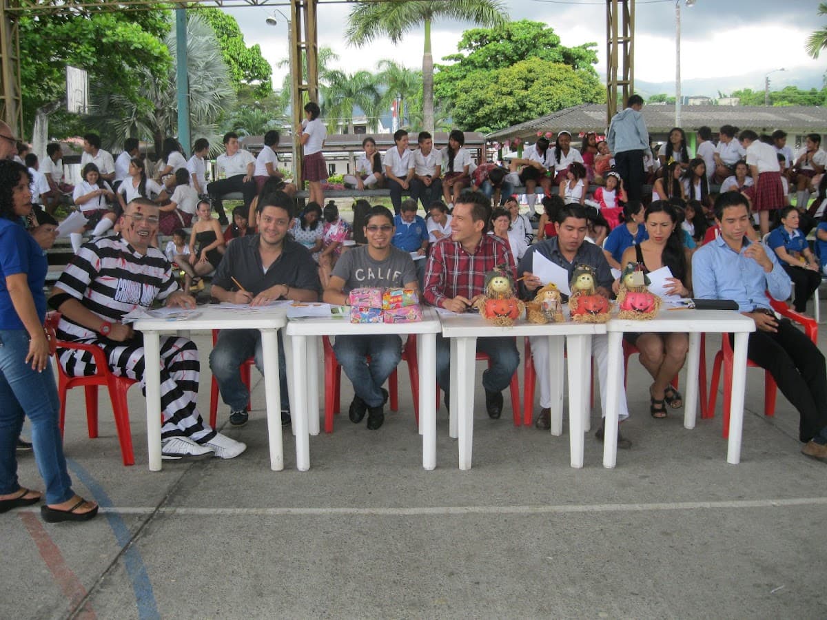 Instituto Moderno Americano, Sede Colegio Shalom
