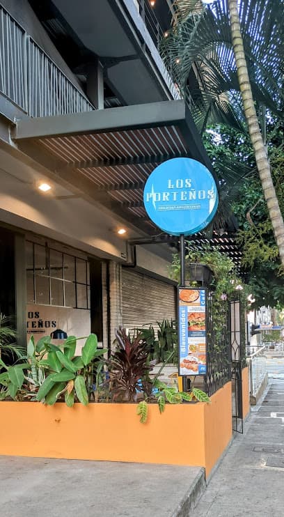 Los porteños LAURELES — foto