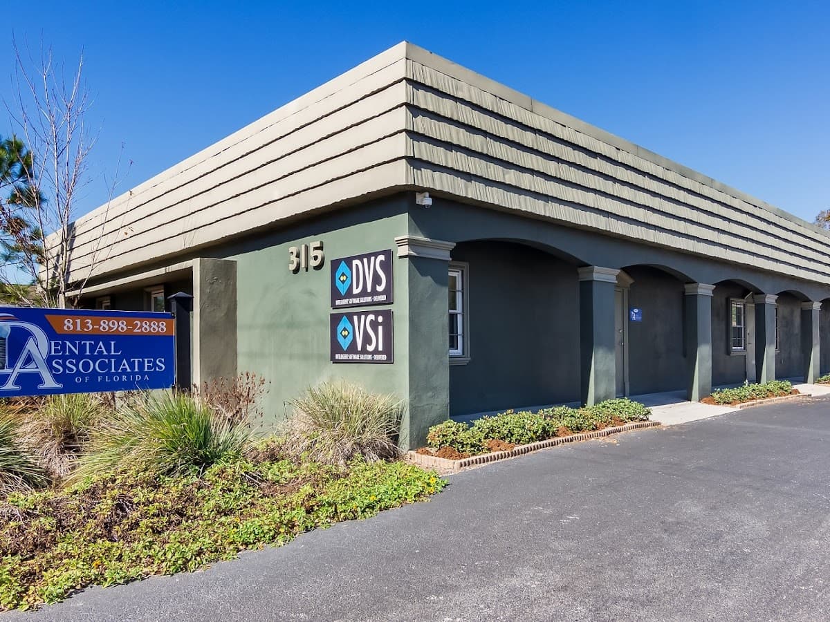 Aurora Dental N Florida Avenue — foto