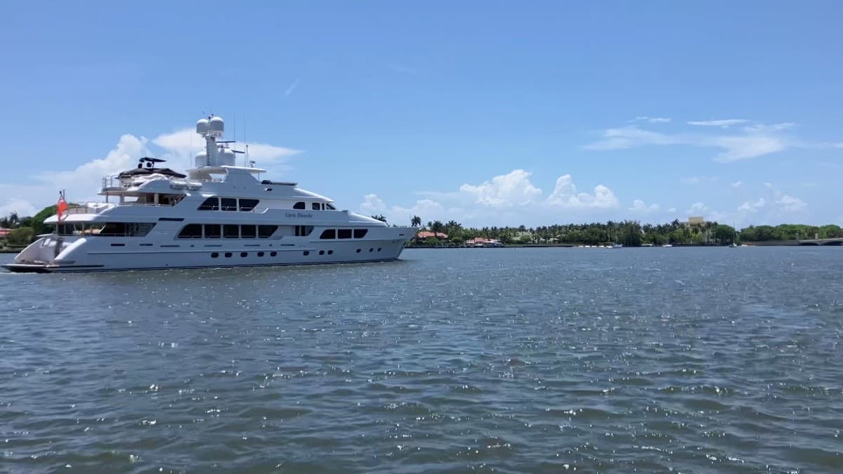 WPB Waterfront Landing — foto