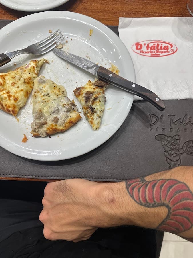 D'talia Pizzaria e CHOPERIA — foto
