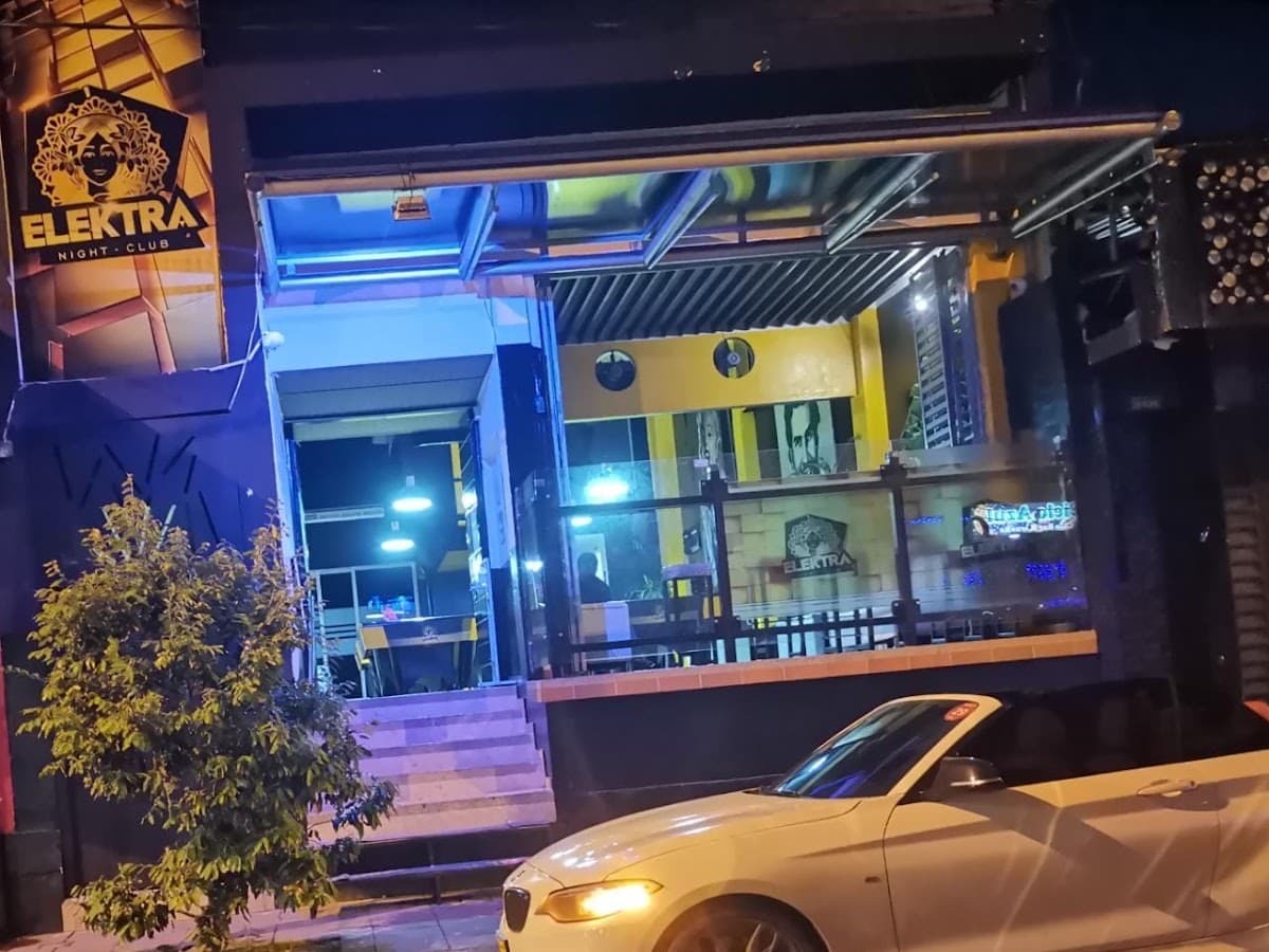 MANHATTAN VILLAVICENCIO — foto