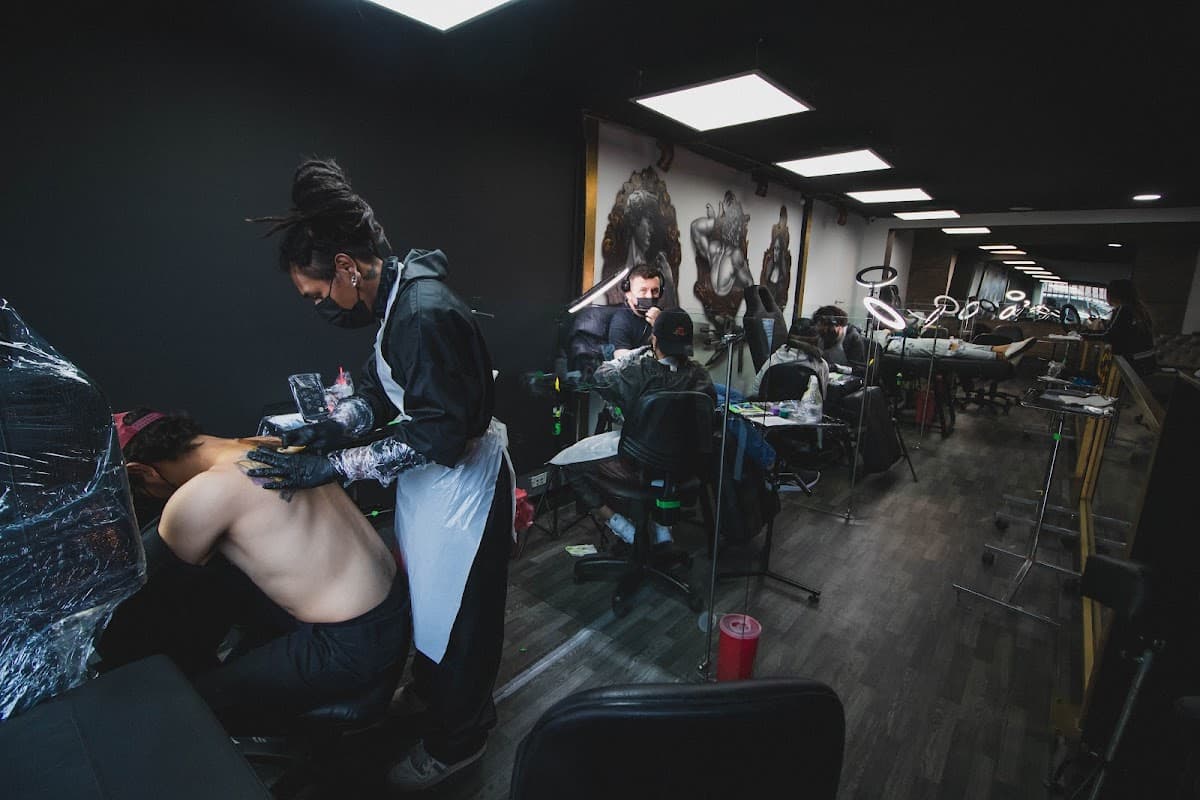 TATTOO DC ACADEMY — foto