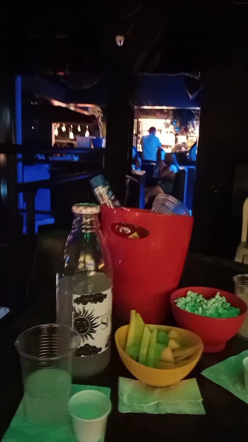 MERECÚ-discotecas en cali-crossover — foto