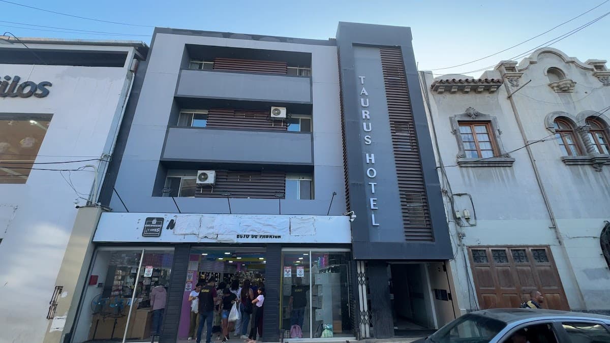 Hotel Taurus Piura — foto