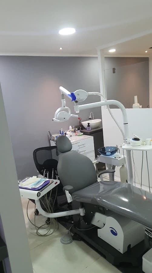 Odontología la 78 Urgencia las 24 horas — foto