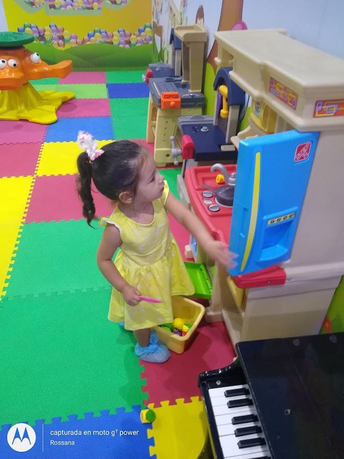 Happyland — foto