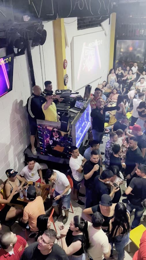 Estanco Bar la 83 — foto