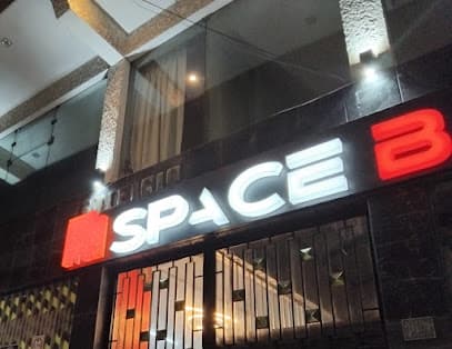 SPACE B HOTEL | APARTAMENTOS, COWORKING, TIENDAS — foto