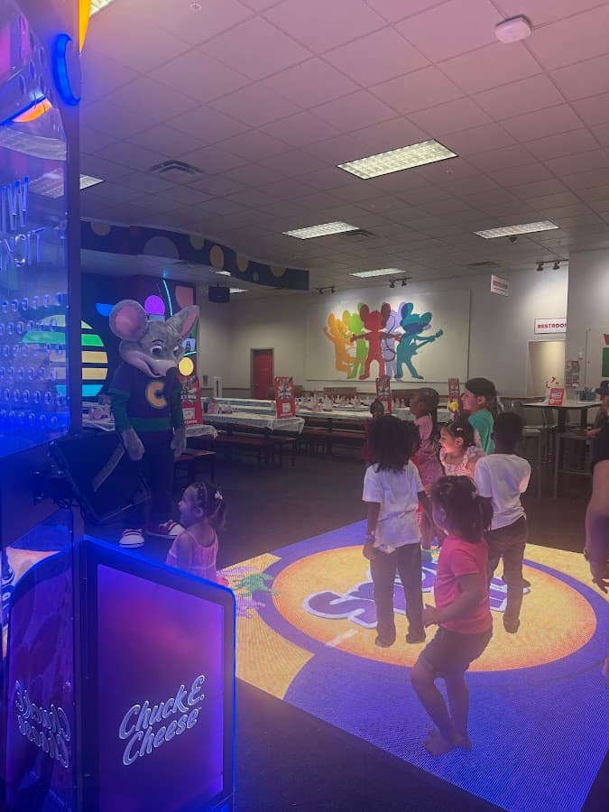 Chuck E. Cheese — foto