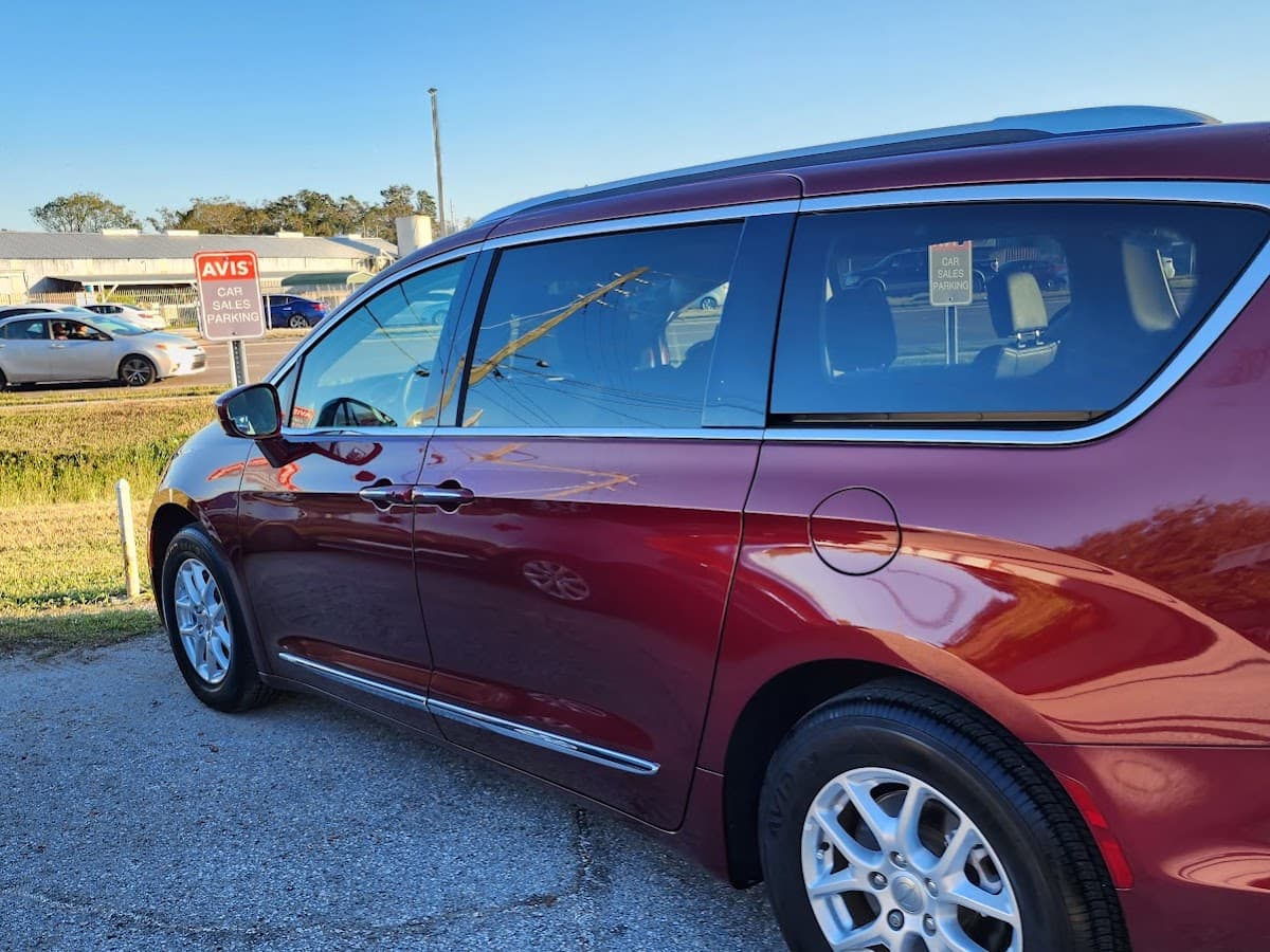 Cono Rental Car — foto