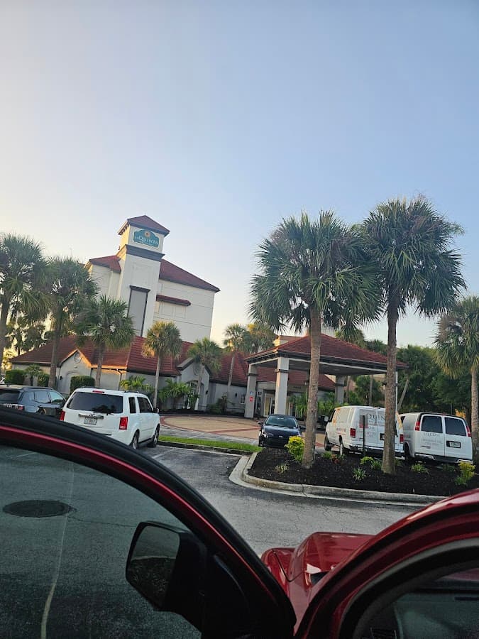 La Quinta Inn & Suites by Wyndham Jacksonville Butler Blvd — foto