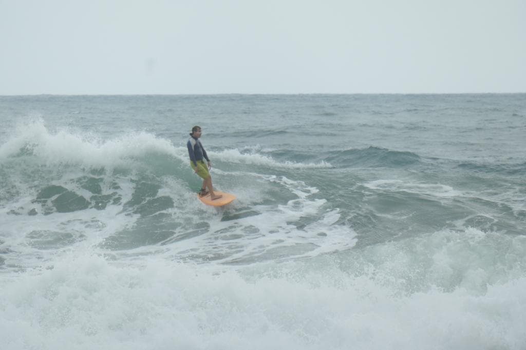 Surfing Cartagena / Ohana Surf Experience — foto