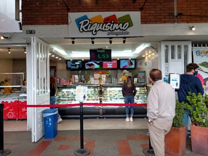 Riquisimo Postres y Helados — foto