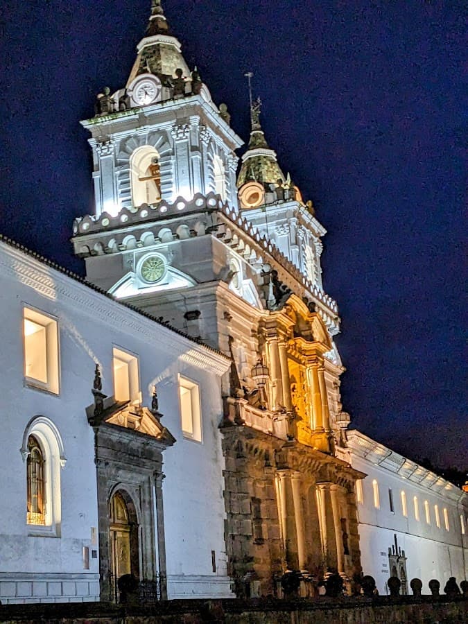 Free Walking Tour Ecuador — foto