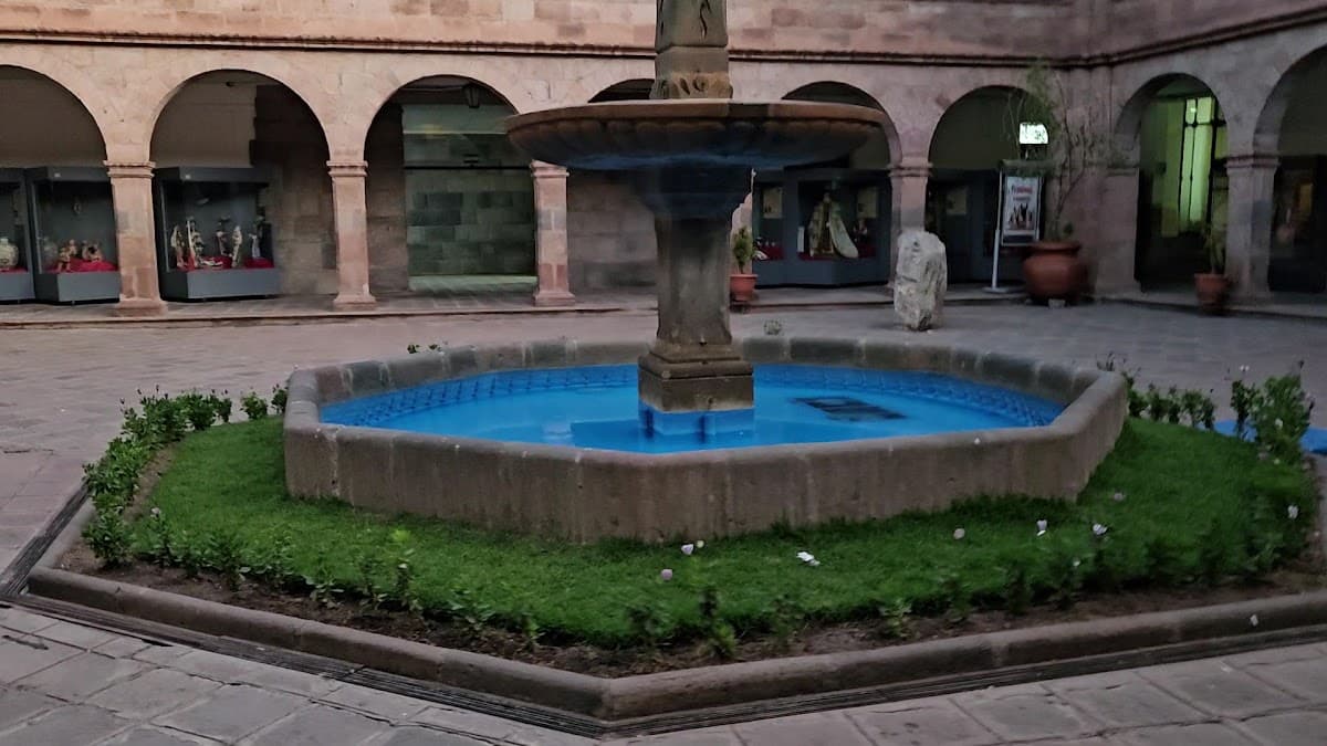 Museo de Arte Contemporáneo de la Municipalidad del Cusco — foto