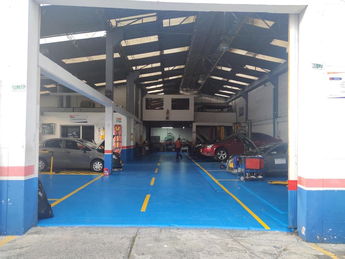 Taller automotriz AutoPista 140 — foto