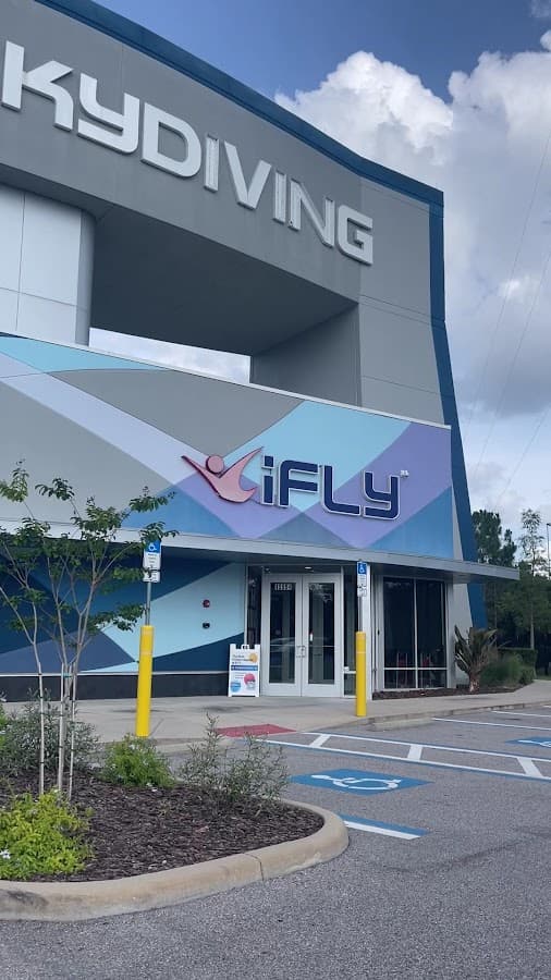 iFLY Indoor Skydiving - Tampa — foto