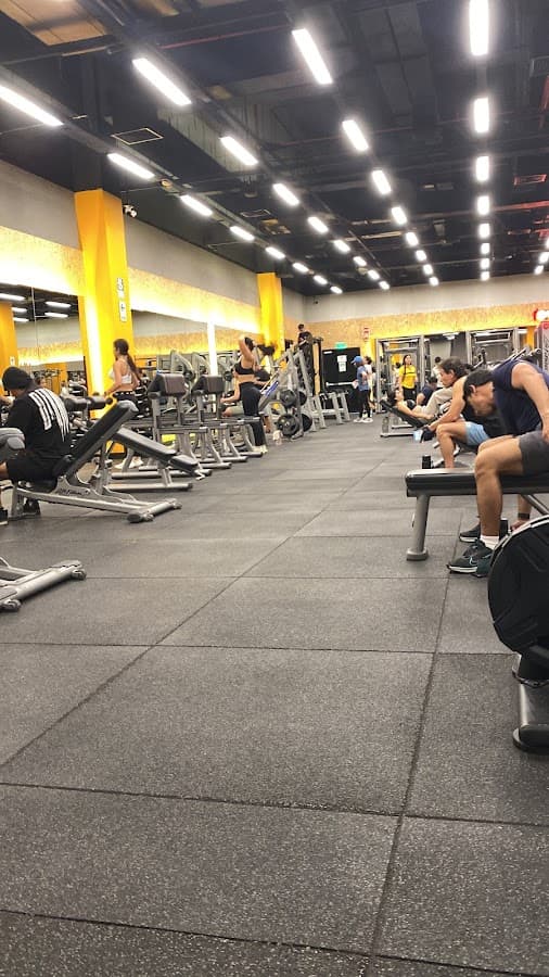 Gimnasio Smart Fit - Mall Plaza Arequipa — foto