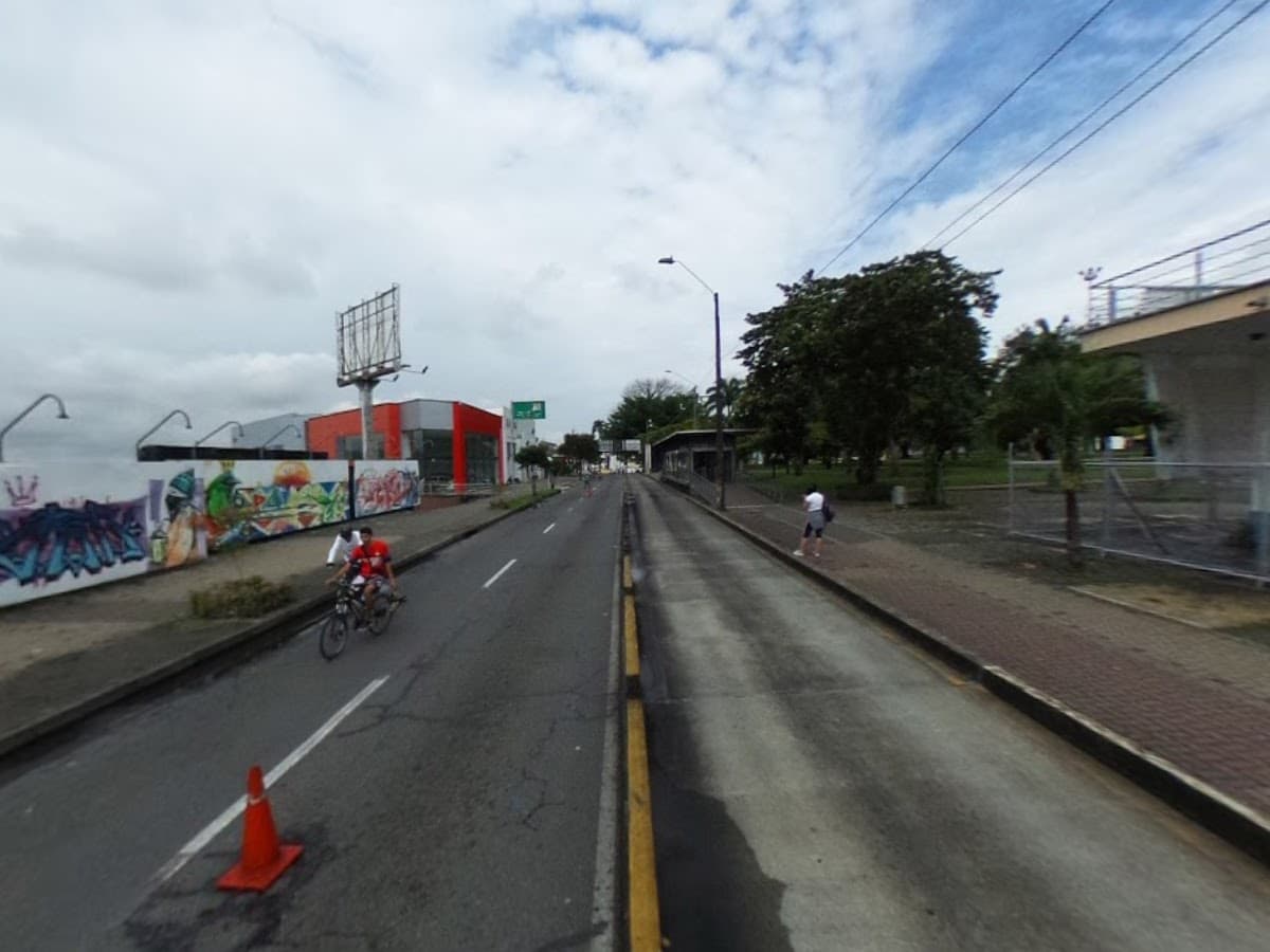 Antigua Estación Del Ferrocarril Pereira — foto