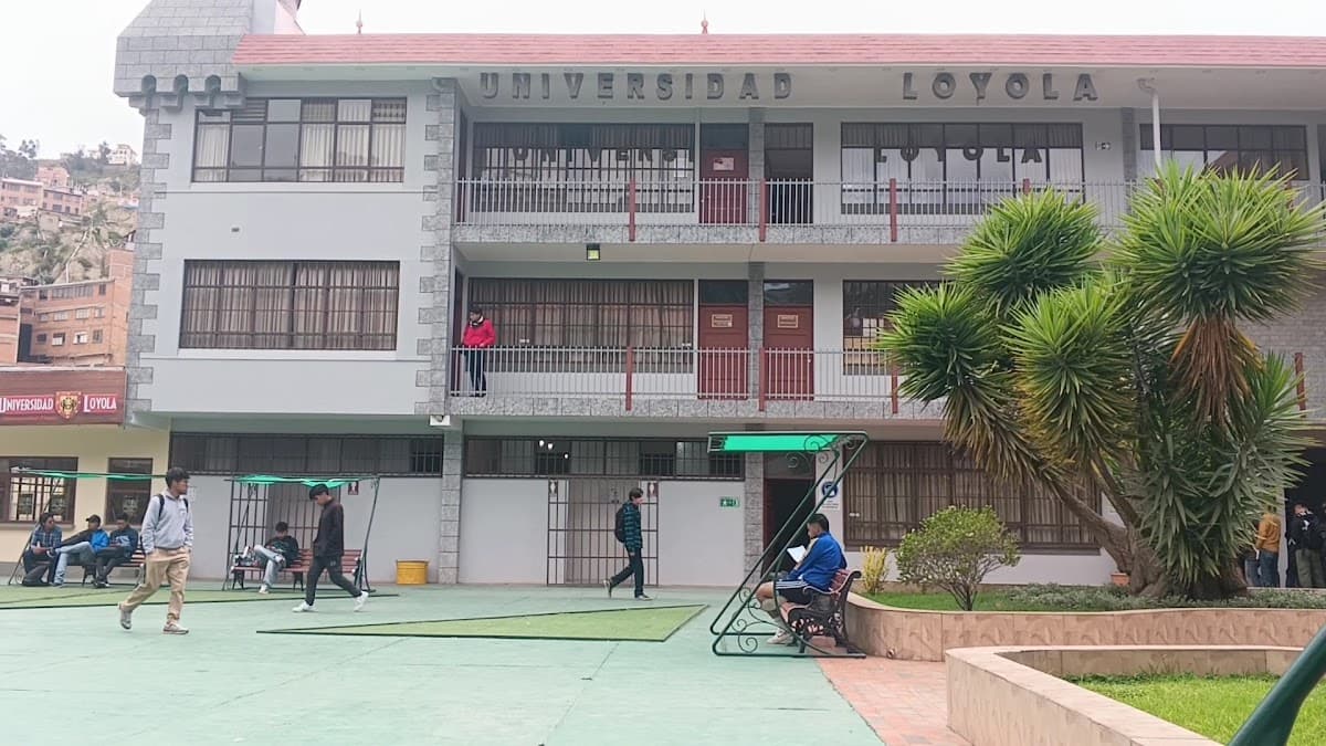 Universidad Loyola — foto