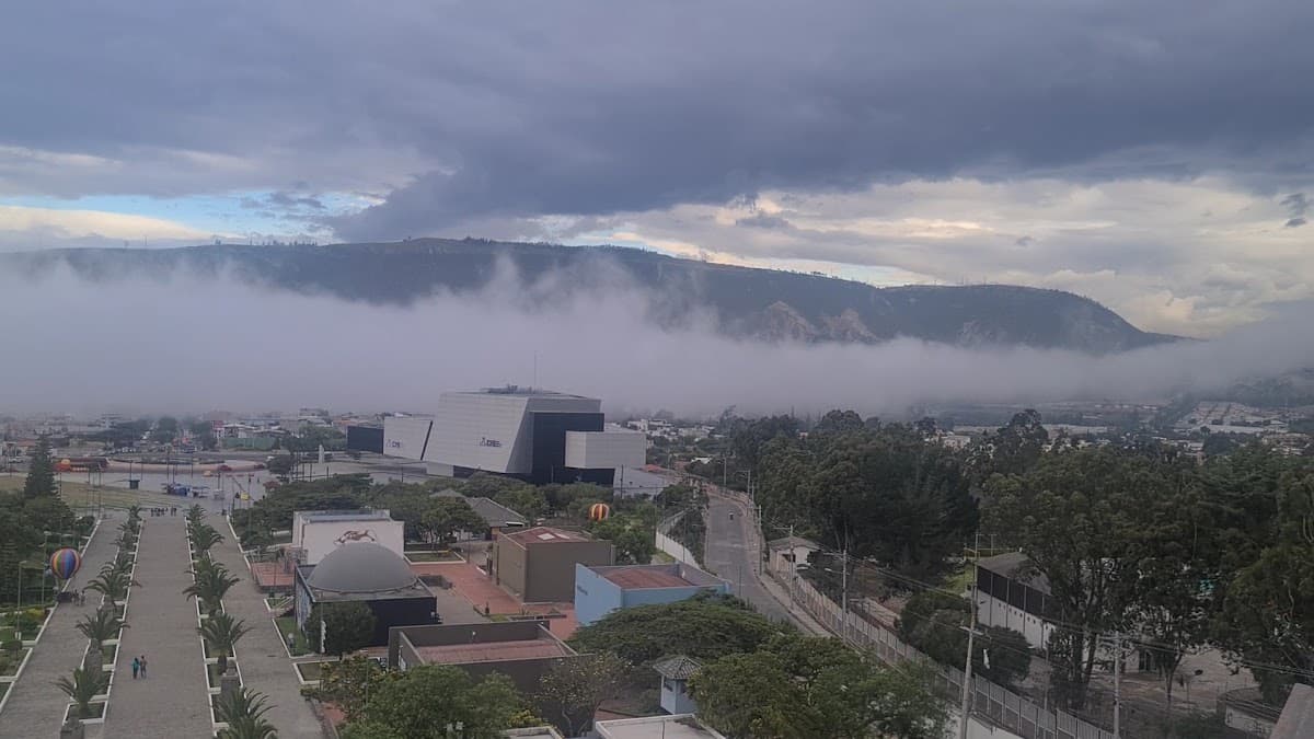 Mitad del Mundo — foto