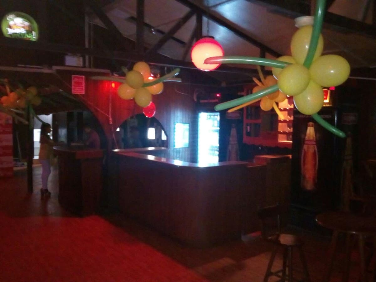Karpa Roja Disco Bar