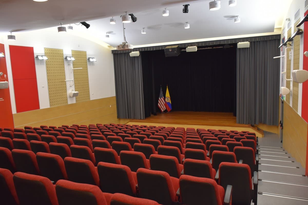 Colombo Americano Pereira