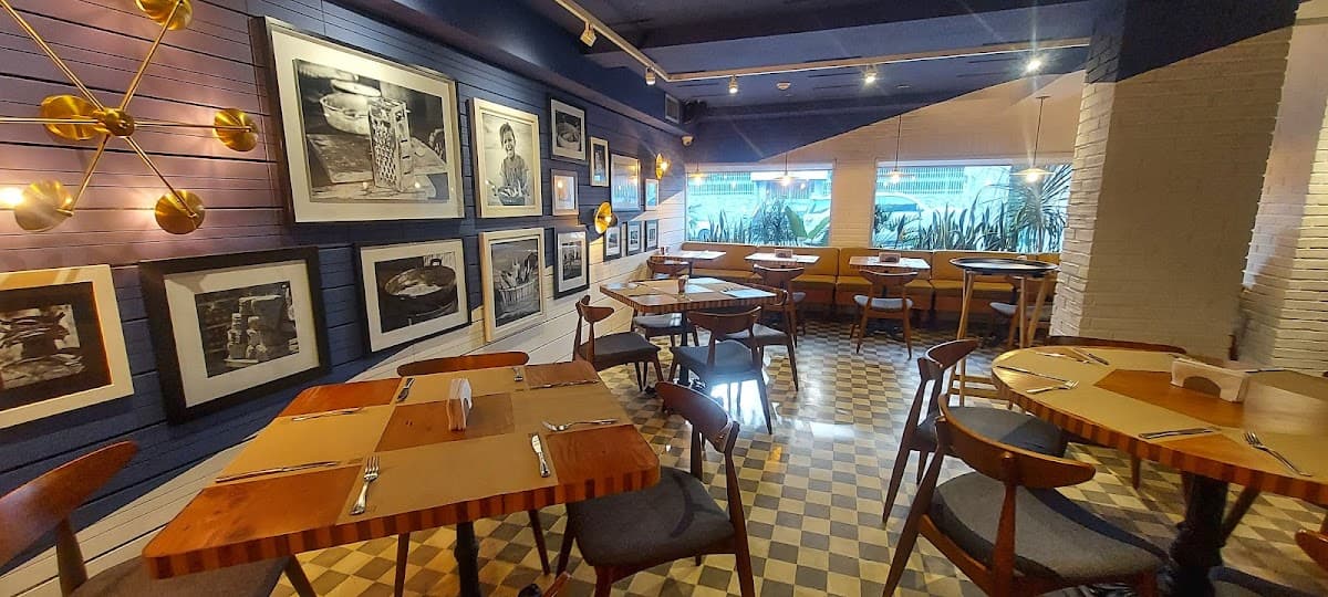 La Casa Bistró