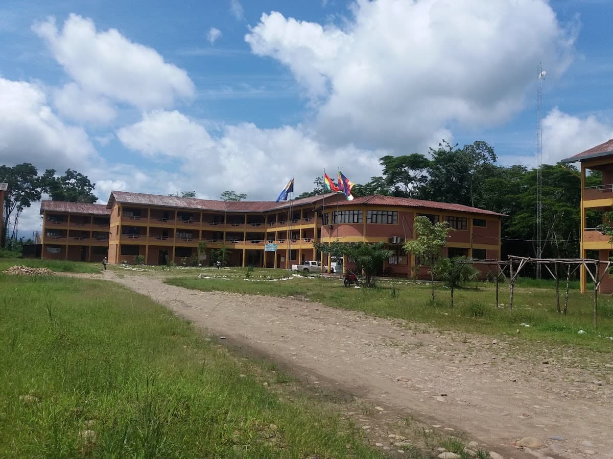 UNIBOL QUECHUA — foto