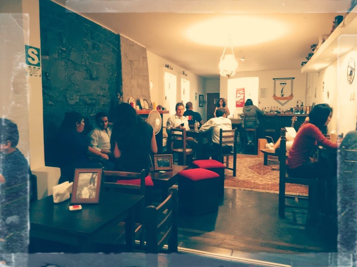 Seven Café & Bar