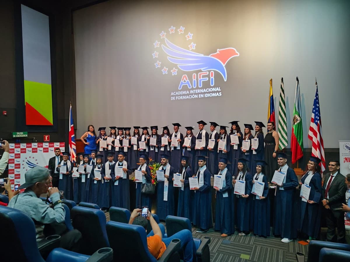 IDIOMAS ,INGLÉS ,FRANCÉS E ITALIANO ACADEMIA AIFI Y KINGSTON ACADEMY — foto