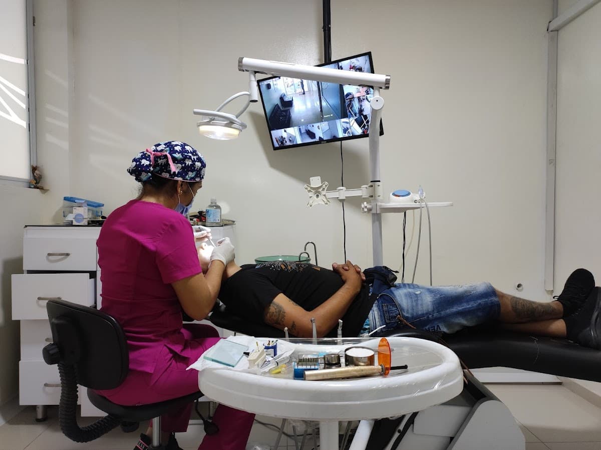 ClINICA ODONTOLÓGICA DR FONSECA