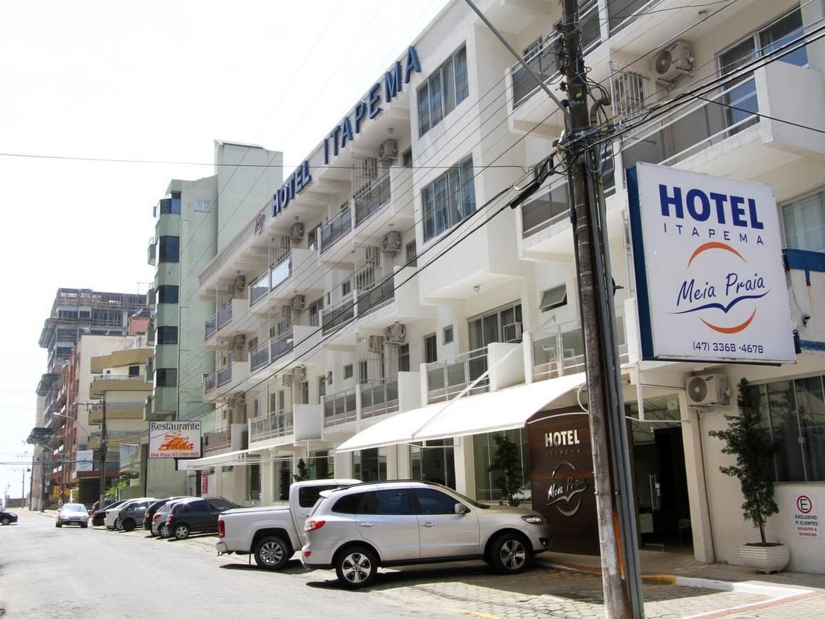 Hotel Gigante Beach Itapema — foto