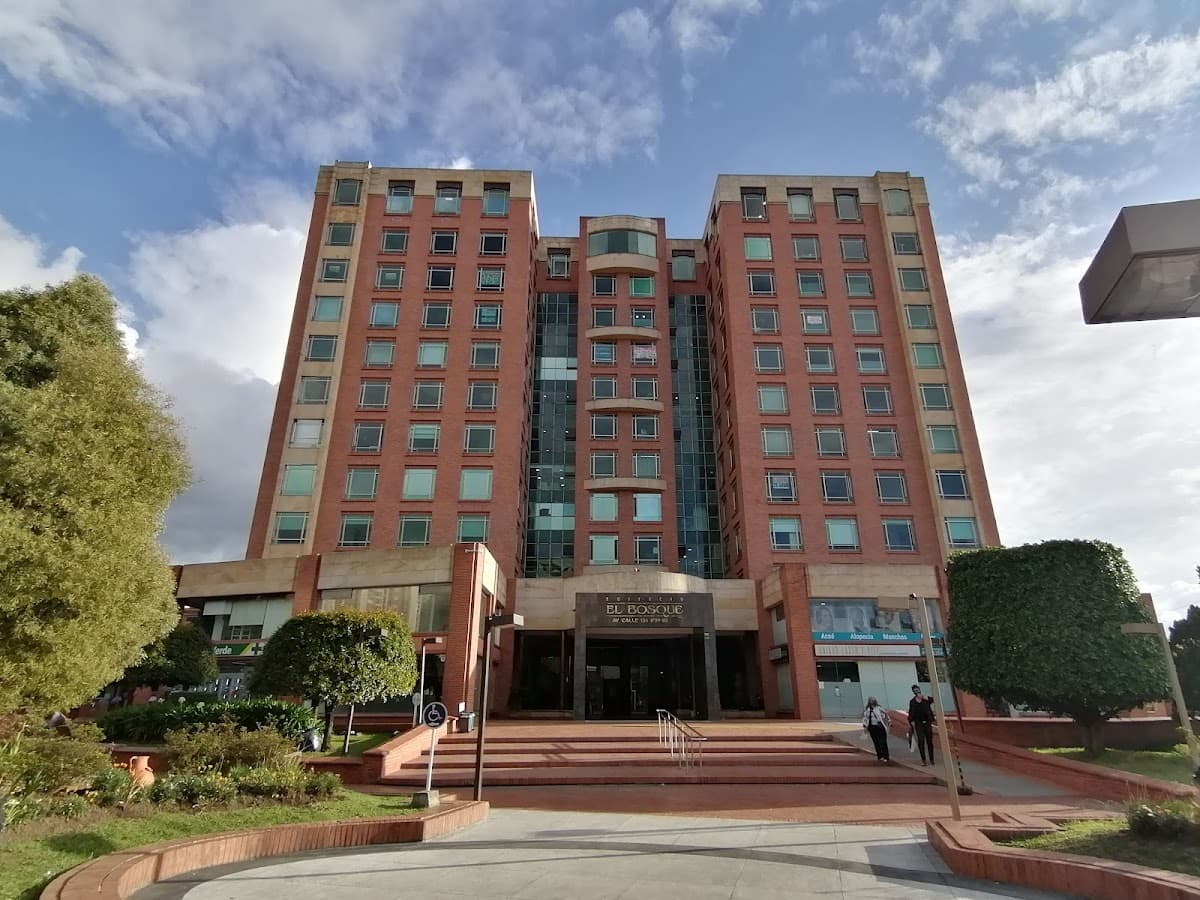 Clinica El Bosque — foto